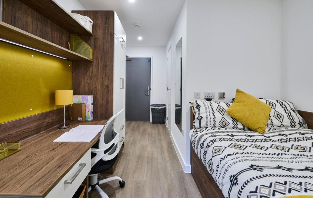 For Students Only The Oaks In Coventry Apartment ภายนอก รูปภาพ