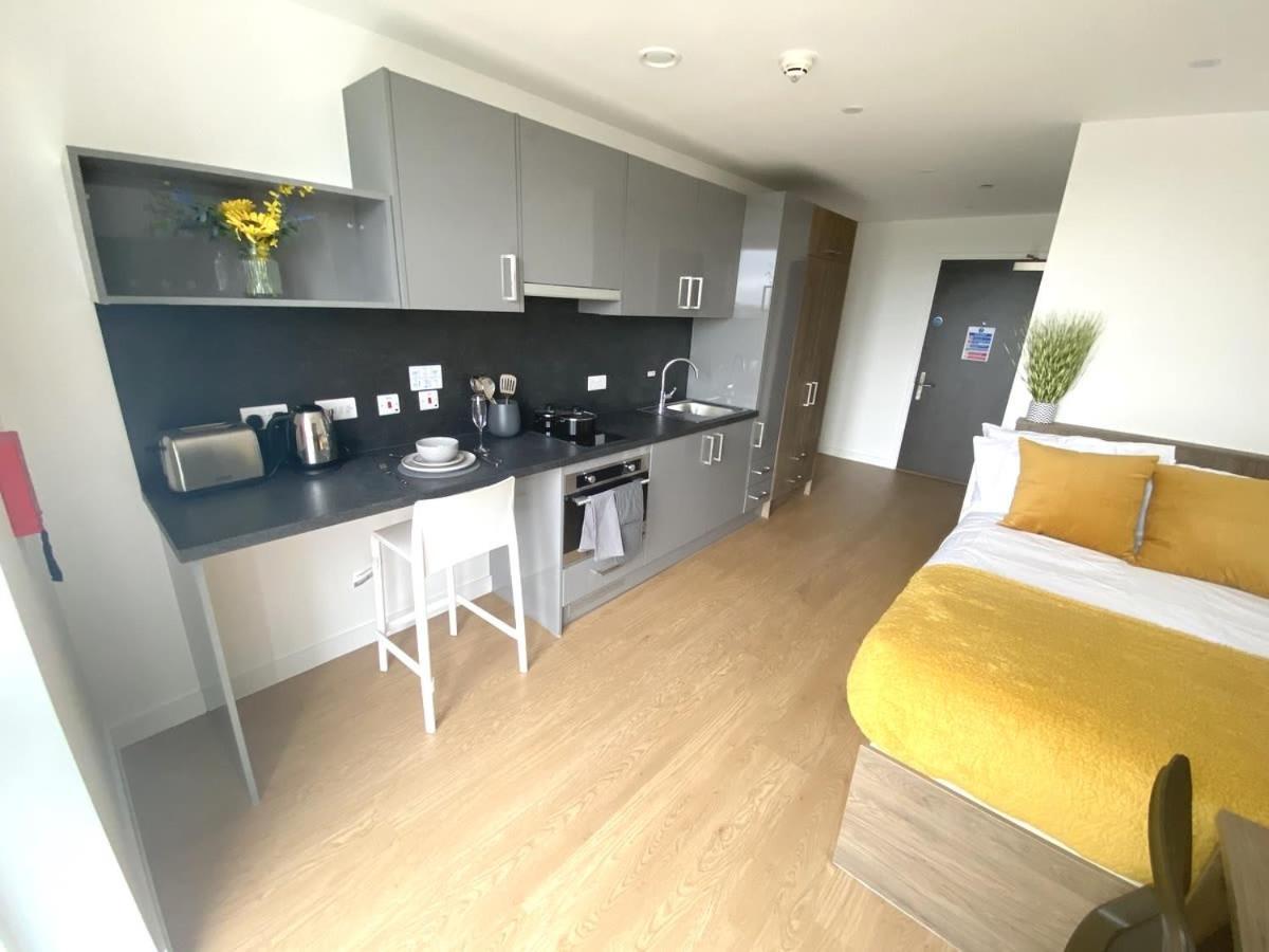 For Students Only The Oaks In Coventry Apartment ภายนอก รูปภาพ